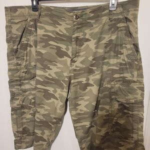 George Men's Green Camouflage Cargo Pants